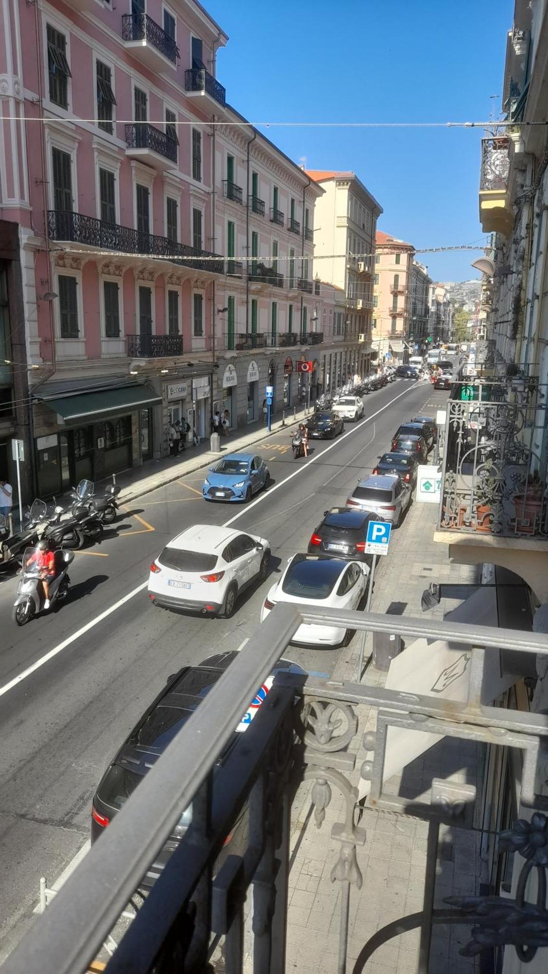 Appartamento Centralissimo San Remo Kültér fotó